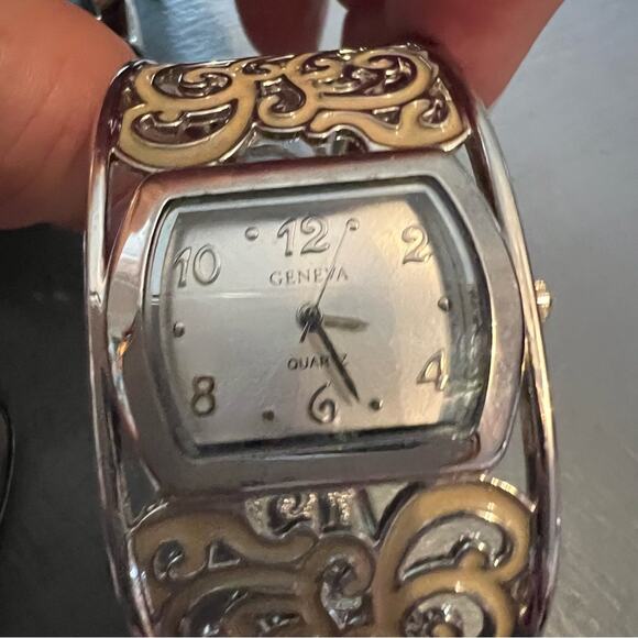 Geneva Studio Montreal De Fleur 5 Cuff Watches - Picture 9 of 10